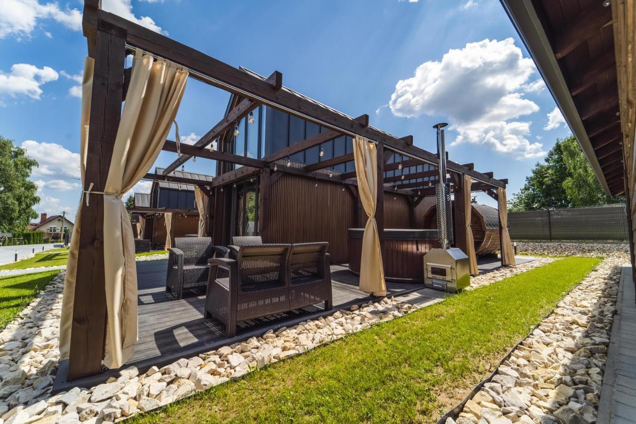 Village Resort Sauna & Jacuzzi & Netflix Tworkowa Luaran gambar