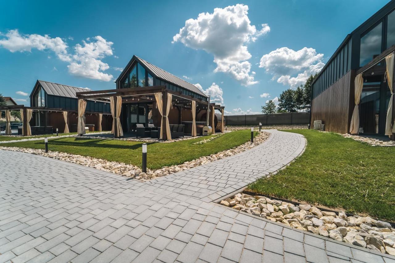 Village Resort Sauna & Jacuzzi & Netflix Tworkowa Luaran gambar