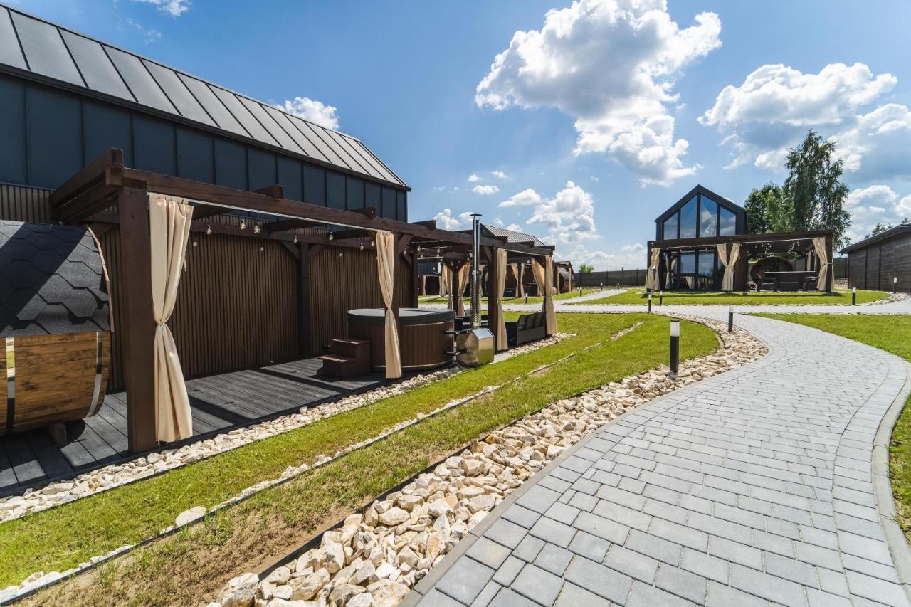 Village Resort Sauna & Jacuzzi & Netflix Tworkowa Luaran gambar