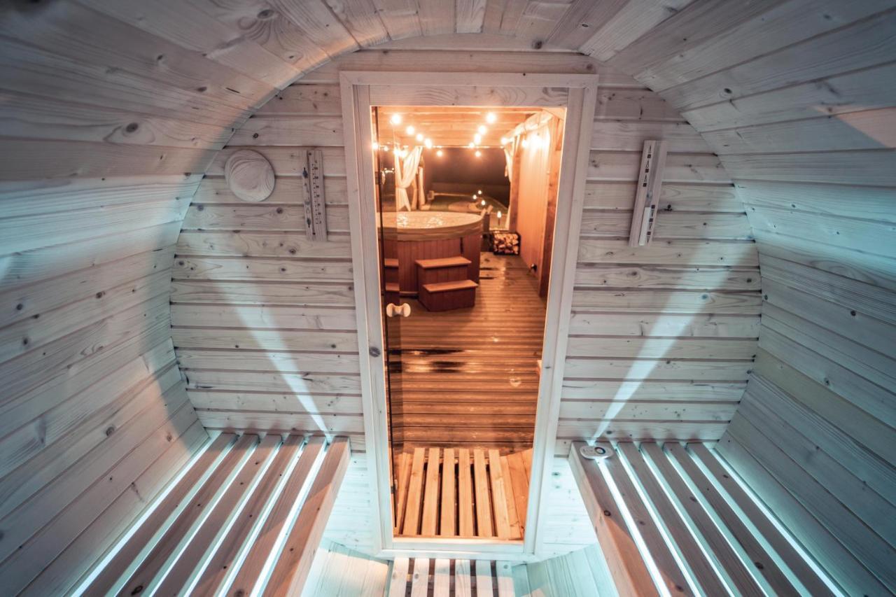 Village Resort Sauna & Jacuzzi & Netflix Tworkowa Luaran gambar