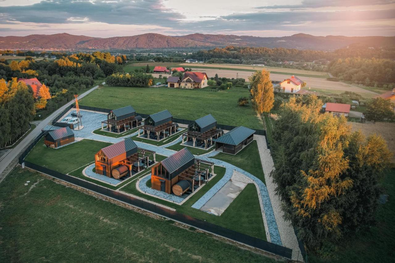 Village Resort Sauna & Jacuzzi & Netflix Tworkowa Luaran gambar