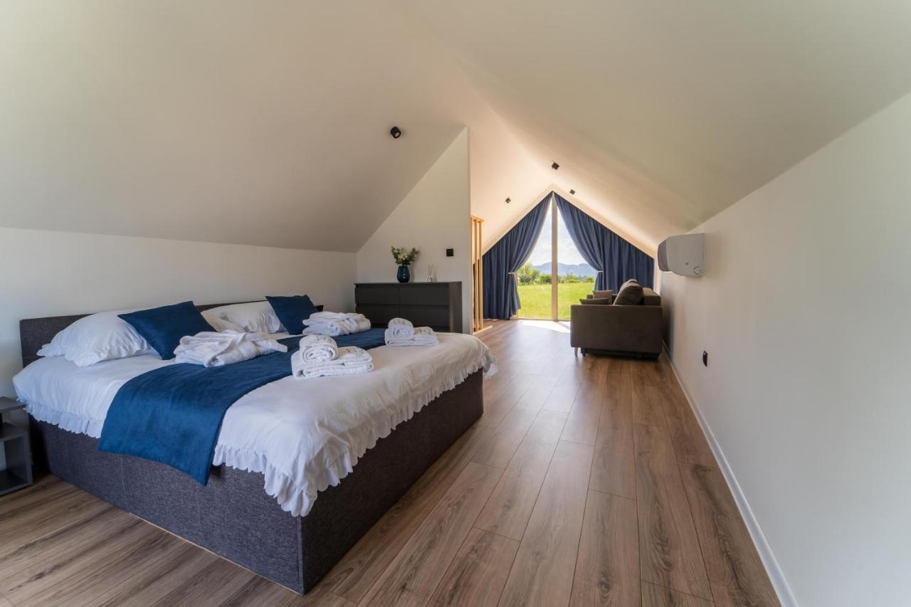 Village Resort Sauna & Jacuzzi & Netflix Tworkowa Luaran gambar