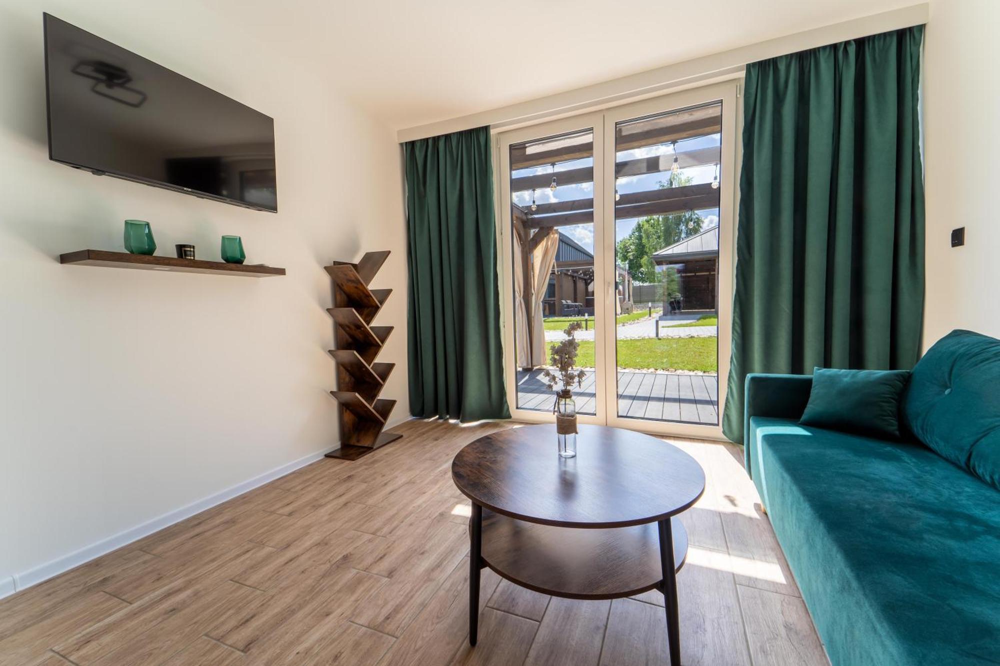 Village Resort Sauna & Jacuzzi & Netflix Tworkowa Bilik gambar